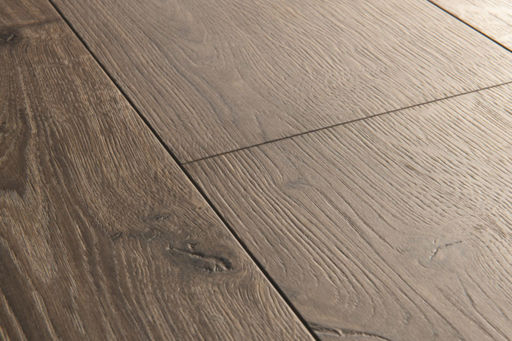 QuickStep Capture Brushed Oak Brown Laminate Flooring, 9mm Image 5
