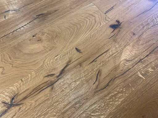 Tradition Antique Engineered Oak Flooring, Golden, Distressed, Brushed, 220x15x2200mm Image 3