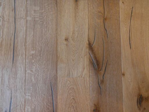 Tradition Antique Natural Oak Engineered Flooring, Rustic, Distressed, Brushed & Oiled, 190x20x1900mm Image 5