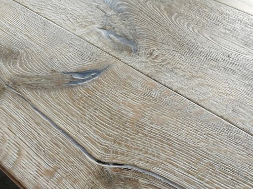 Tradition Deluxe Engineered Oak Flooring, Rustic, Distressed, 220x15x2200mm Image 3