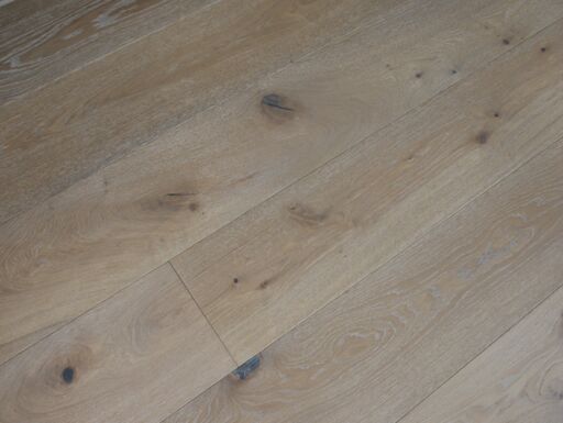 Tradition Engineered Oak Flooring, Smoked, Natural, White Oiled, 220x18x2200mm Image 6